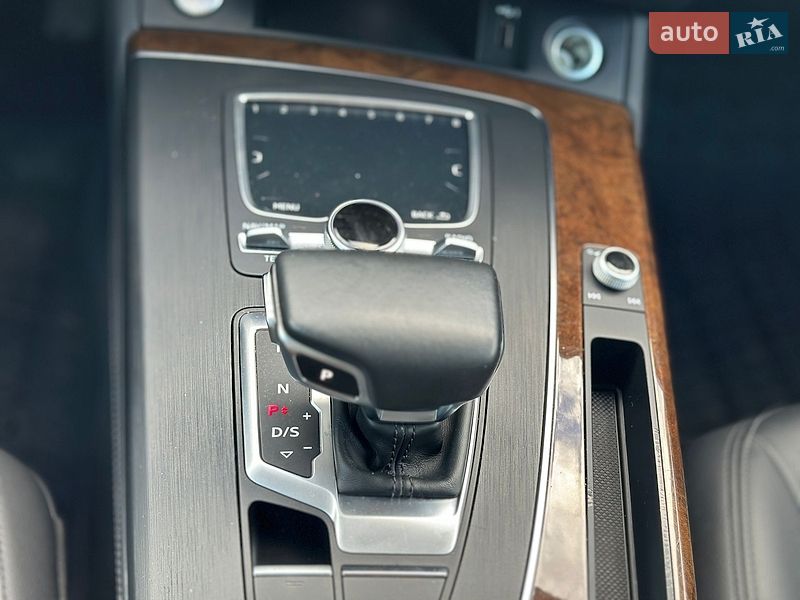 Позашляховик / Кросовер Audi Q5 2019 в Чернівцях фото 34 Позашляховик / Кросовер Audi Q5 2019 в Чернівцях