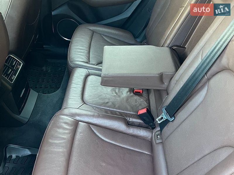 Позашляховик / Кросовер Audi Q5 2012 в Володимирі