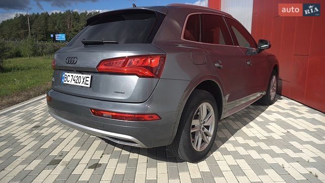 Внедорожник / Кроссовер Audi Q5 2019 в Львове