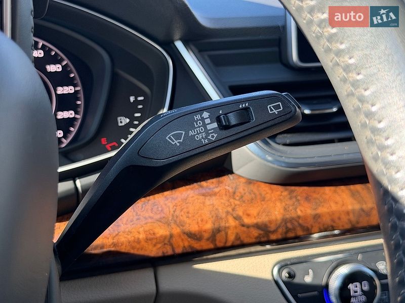 Позашляховик / Кросовер Audi Q5 2018 в Вінниці
