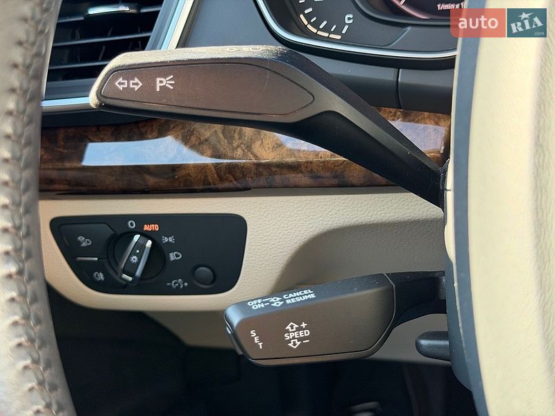 Позашляховик / Кросовер Audi Q5 2018 в Вінниці