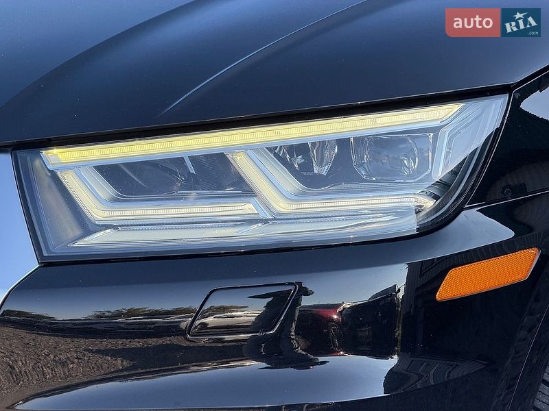 Позашляховик / Кросовер Audi Q5 2018 в Вінниці