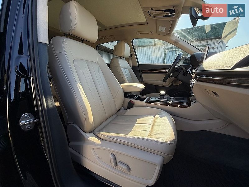 Позашляховик / Кросовер Audi Q5 2018 в Вінниці