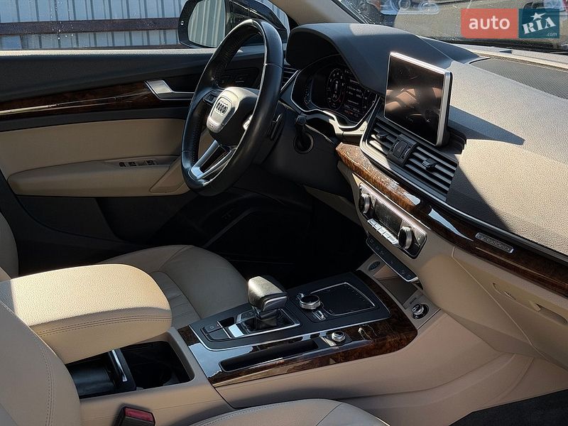 Позашляховик / Кросовер Audi Q5 2018 в Вінниці