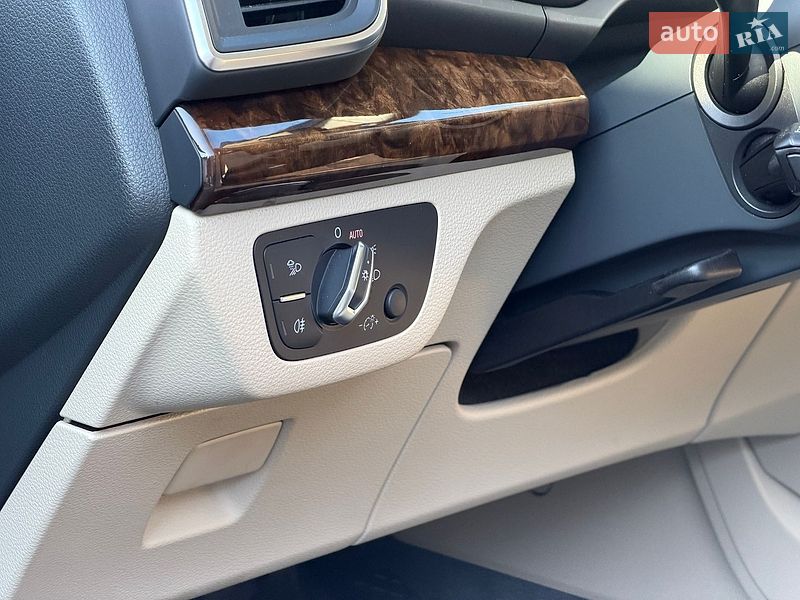Позашляховик / Кросовер Audi Q5 2018 в Вінниці