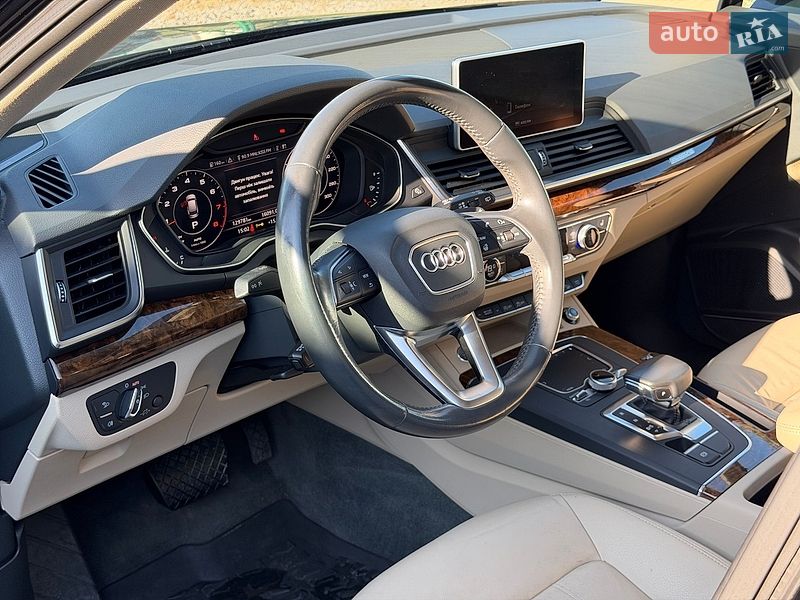 Позашляховик / Кросовер Audi Q5 2018 в Вінниці