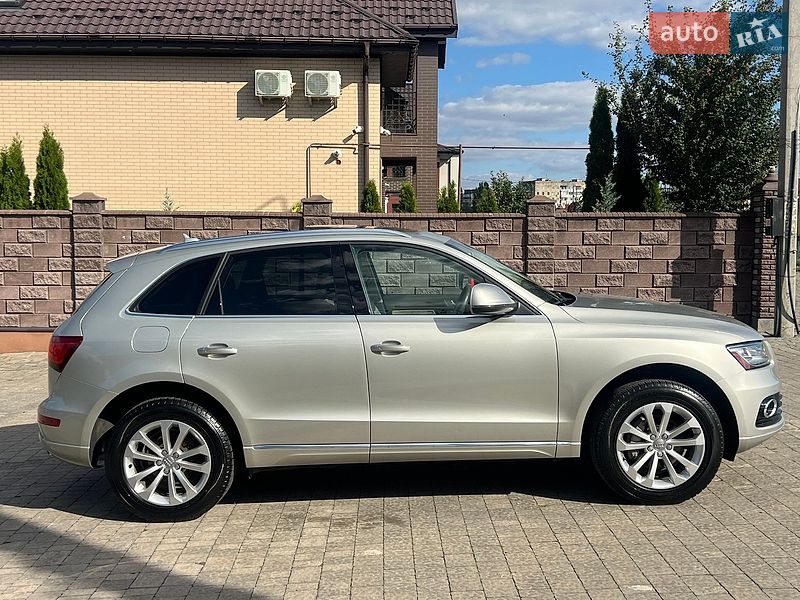 Позашляховик / Кросовер Audi Q5 2014 в Рівному