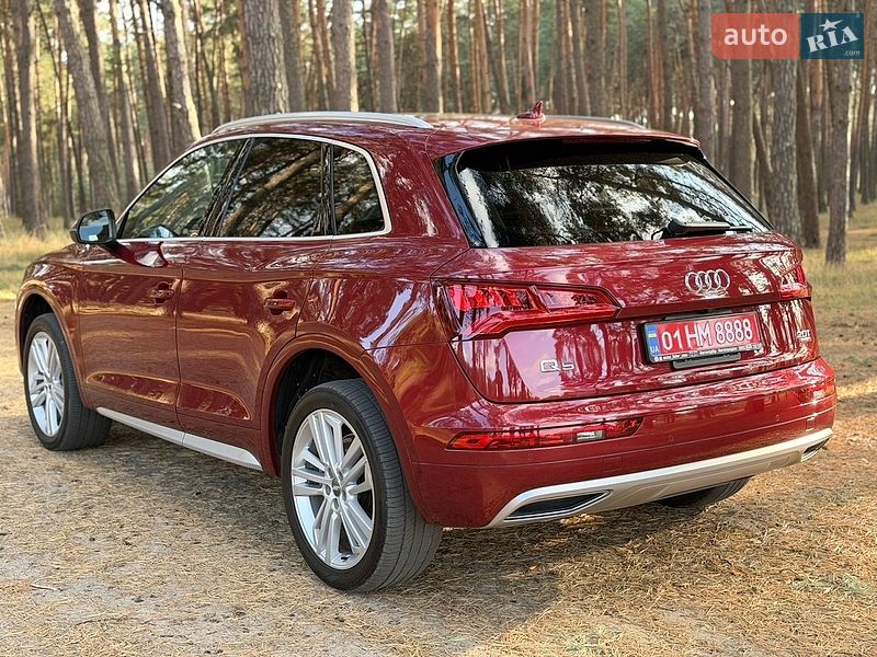 Внедорожник / Кроссовер Audi Q5 2018 в Сумах