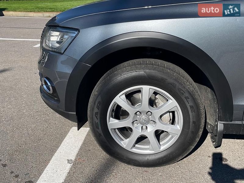 Позашляховик / Кросовер Audi Q5 2013 в Києві
