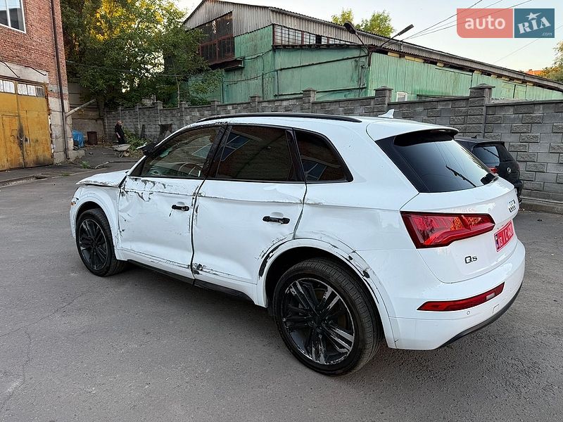 Позашляховик / Кросовер Audi Q5 2019 в Рівному