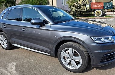 Позашляховик / Кросовер Audi Q5 2018 в Києві