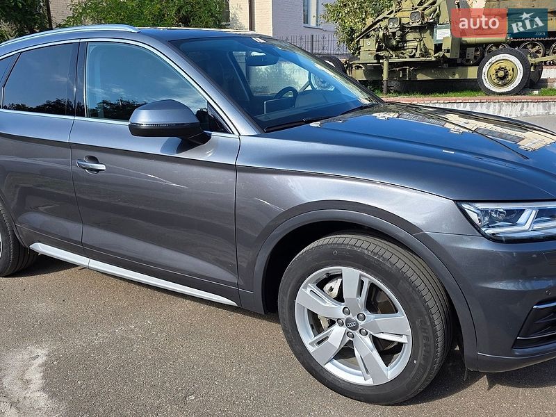 Позашляховик / Кросовер Audi Q5 2018 в Києві