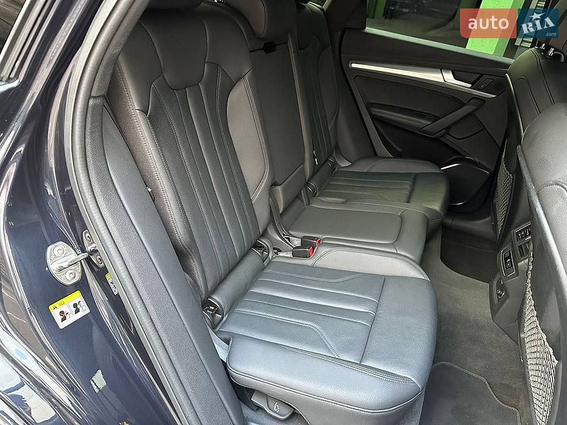 Позашляховик / Кросовер Audi Q5 2020 в Києві фото 12 Позашляховик / Кросовер Audi Q5 2020 в Києві