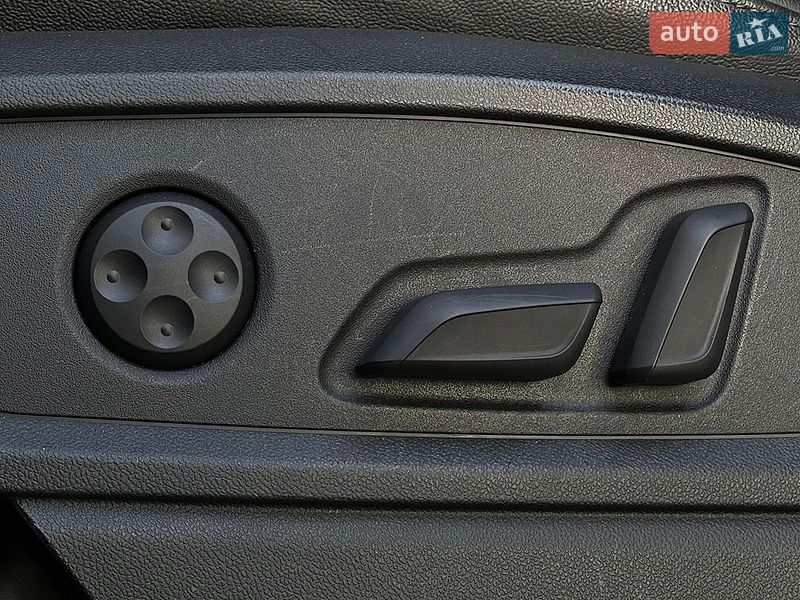 Внедорожник / Кроссовер Audi Q5 2021 в Львове фото 22 Внедорожник / Кроссовер Audi Q5 2021 в Львове