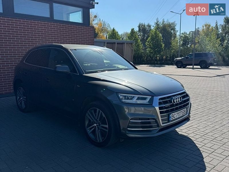 Внедорожник / Кроссовер Audi Q5 2017 в Львове
