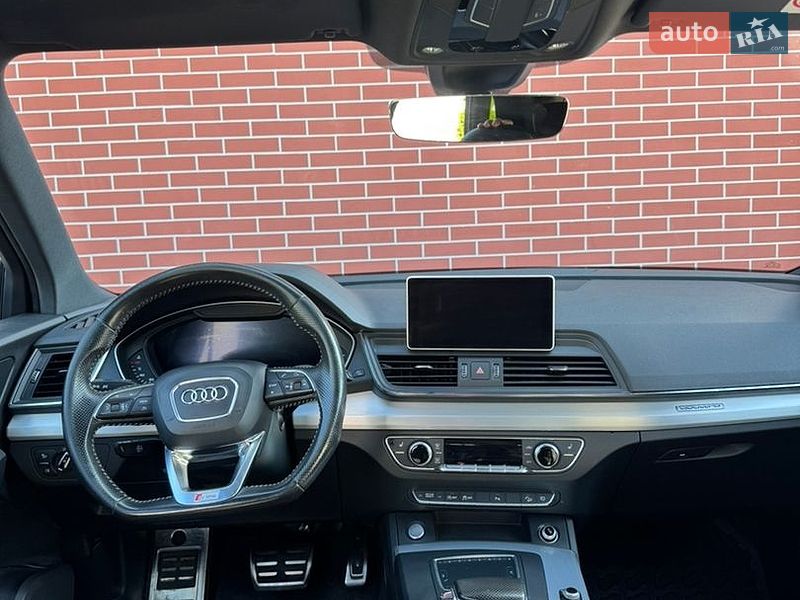 Внедорожник / Кроссовер Audi Q5 2017 в Львове
