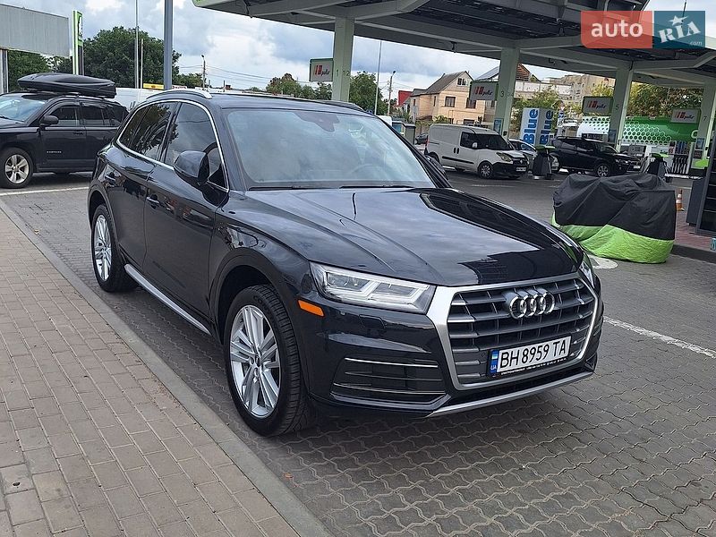 Внедорожник / Кроссовер Audi Q5 2019 в Одессе