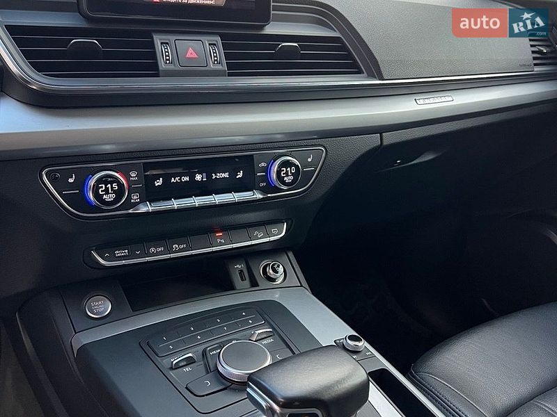 Внедорожник / Кроссовер Audi Q5 2019 в Харькове