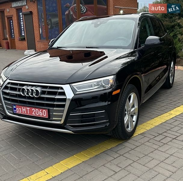 Позашляховик / Кросовер Audi Q5 2018 в Дубні