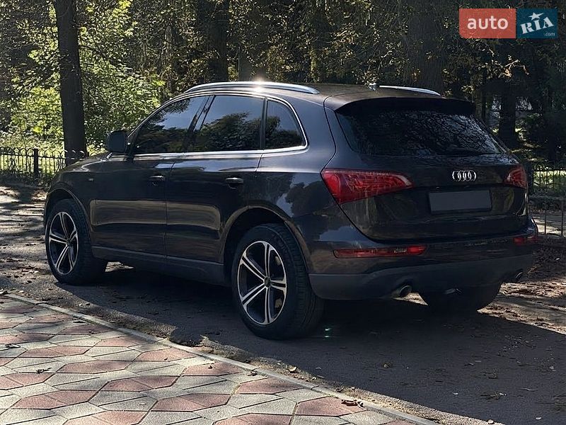 Внедорожник / Кроссовер Audi Q5 2010 в Нежине