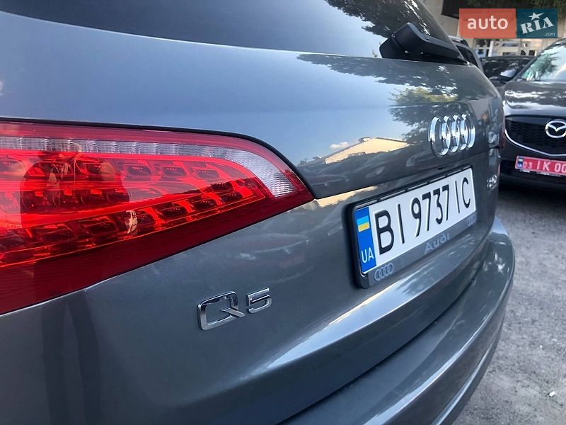 Внедорожник / Кроссовер Audi Q5 2012 в Полтаве