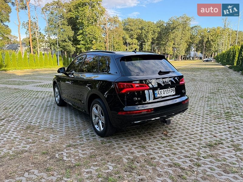 Внедорожник / Кроссовер Audi Q5 2018 в Харькове