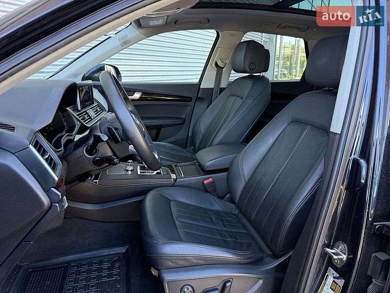Внедорожник / Кроссовер Audi Q5 2019 в Ровно