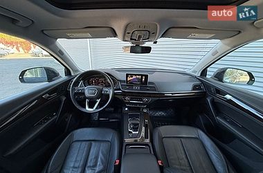 Внедорожник / Кроссовер Audi Q5 2019 в Ровно