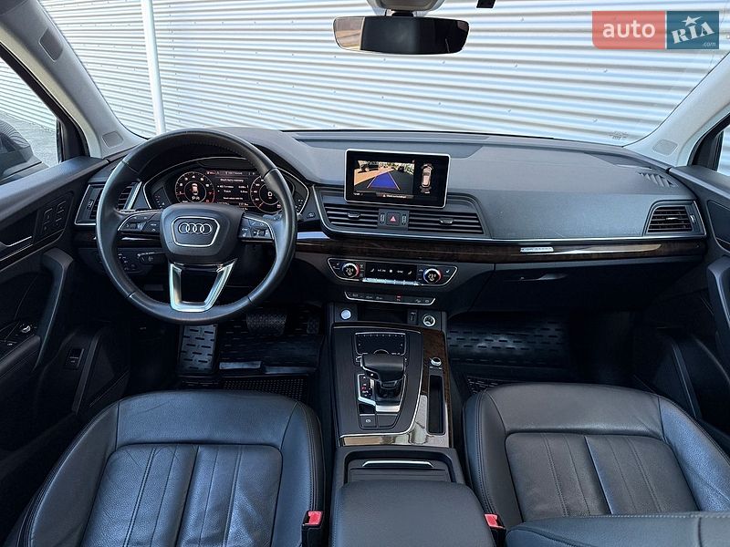 Внедорожник / Кроссовер Audi Q5 2019 в Ровно