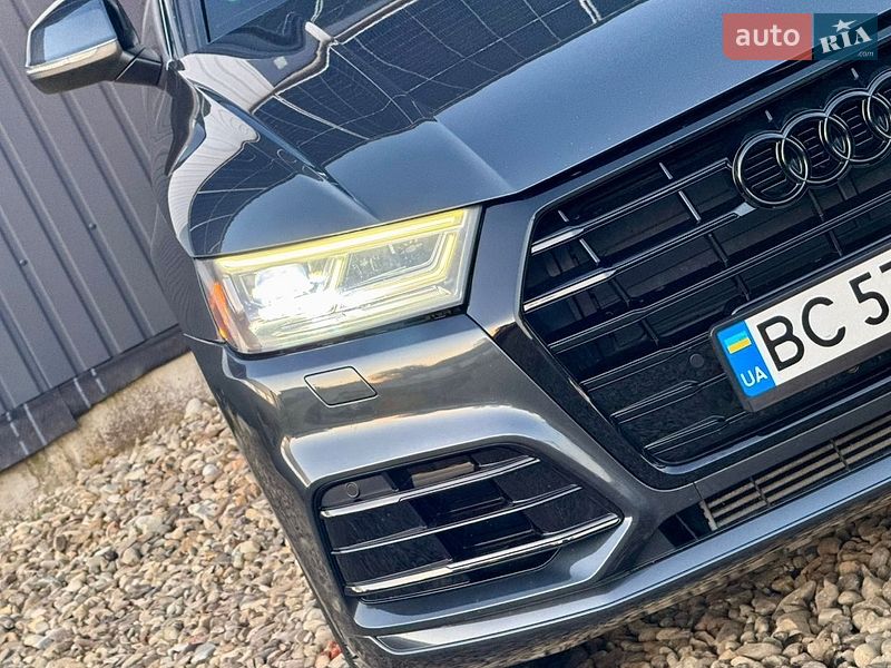 Позашляховик / Кросовер Audi Q5 2017 в Стрию