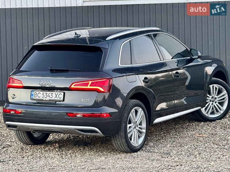 Позашляховик / Кросовер Audi Q5 2017 в Стрию
