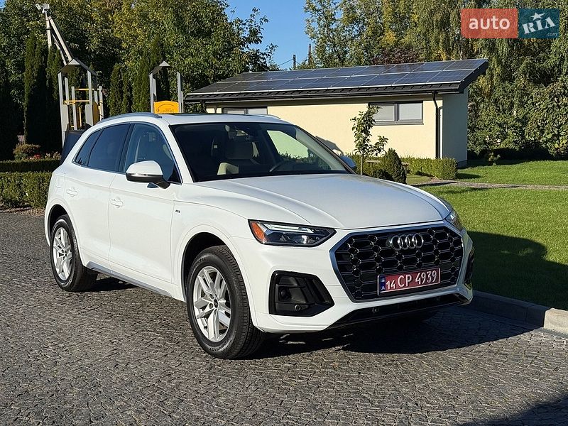 Внедорожник / Кроссовер Audi Q5 2021 в Львове