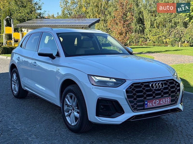 Внедорожник / Кроссовер Audi Q5 2021 в Львове