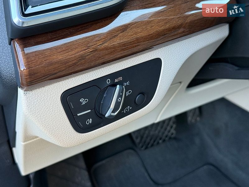 Внедорожник / Кроссовер Audi Q5 2021 в Львове