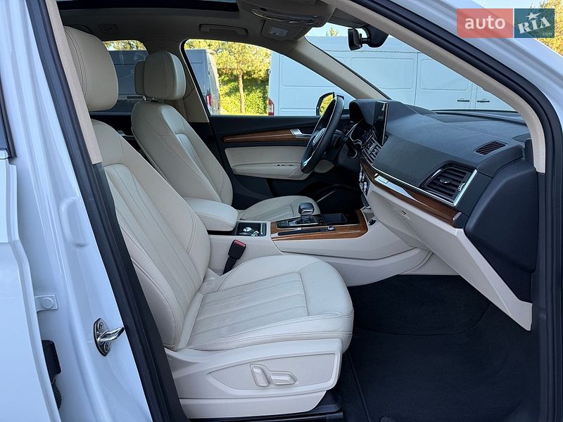 Внедорожник / Кроссовер Audi Q5 2021 в Львове