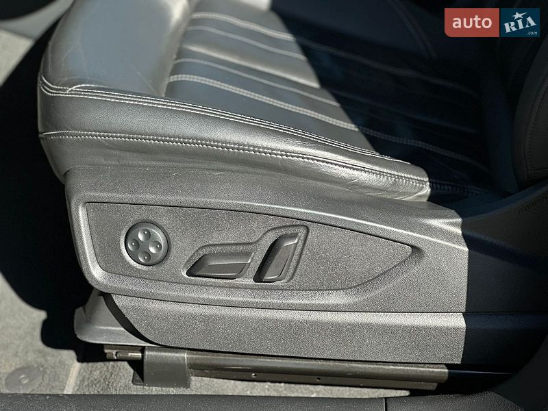 Внедорожник / Кроссовер Audi Q5 2022 в Самборе