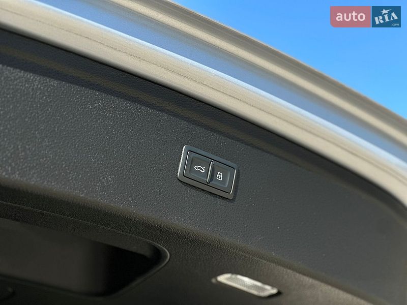 Внедорожник / Кроссовер Audi Q5 2022 в Самборе
