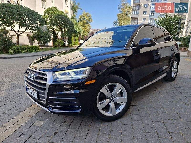 Позашляховик / Кросовер Audi Q5 2017 в Івано-Франківську