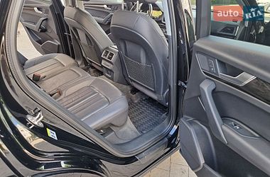 Позашляховик / Кросовер Audi Q5 2017 в Івано-Франківську