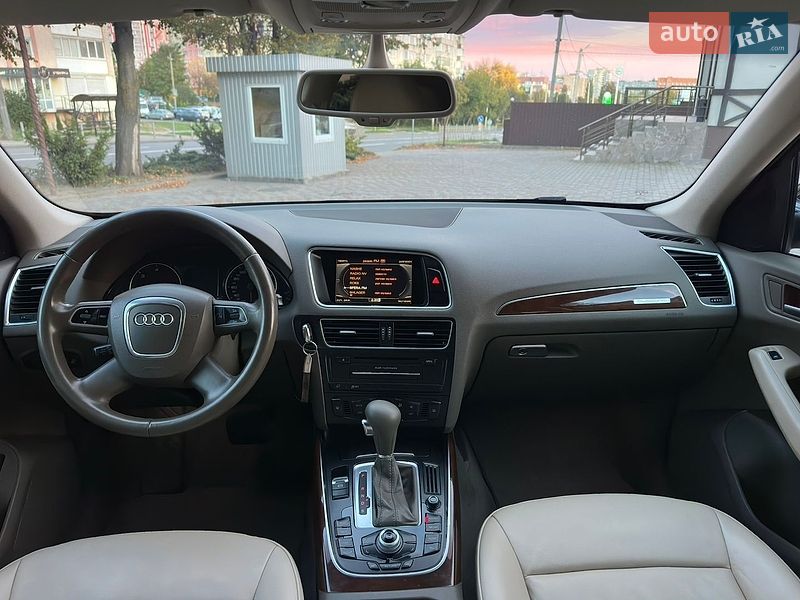 Позашляховик / Кросовер Audi Q5 2011 в Рівному