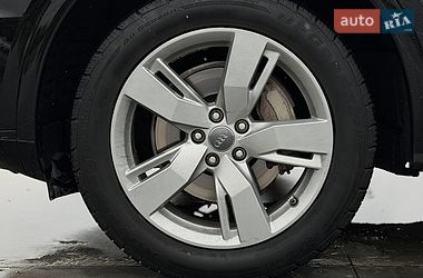 Внедорожник / Кроссовер Audi Q5 2017 в Киеве фото 12 Внедорожник / Кроссовер Audi Q5 2017 в Киеве