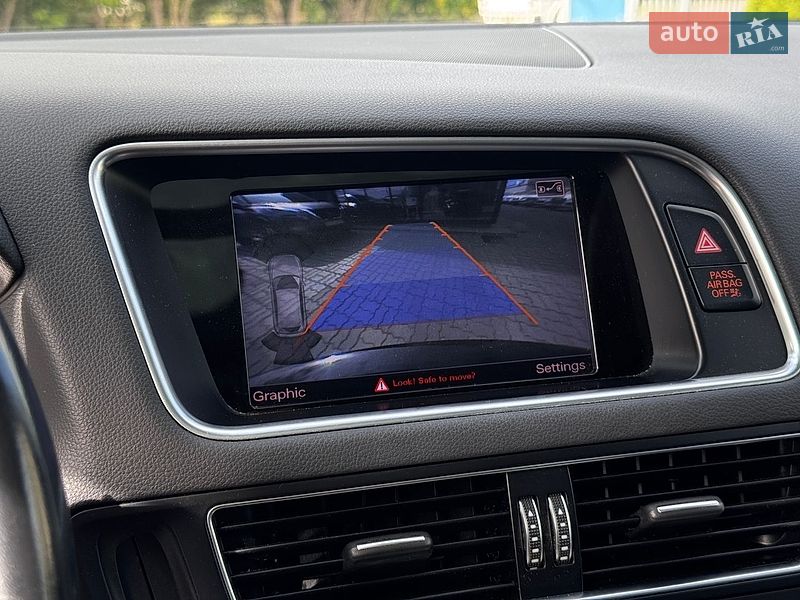 Позашляховик / Кросовер Audi Q5 2016 в Нововолинську