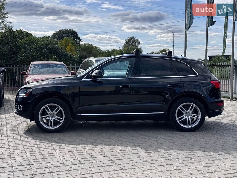 Позашляховик / Кросовер Audi Q5 2016 в Нововолинську