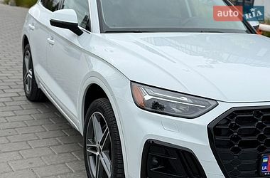 Позашляховик / Кросовер Audi Q5 2024 в Рівному