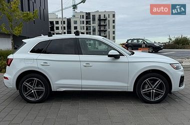 Позашляховик / Кросовер Audi Q5 2024 в Рівному