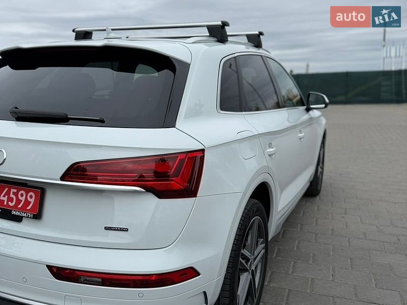 Позашляховик / Кросовер Audi Q5 2024 в Рівному