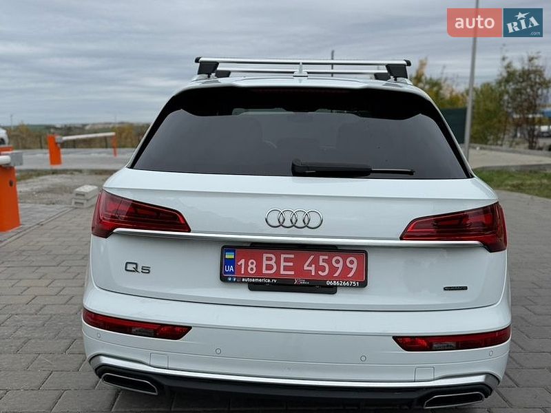 Позашляховик / Кросовер Audi Q5 2024 в Рівному