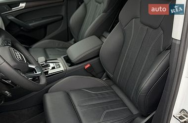 Позашляховик / Кросовер Audi Q5 2024 в Рівному