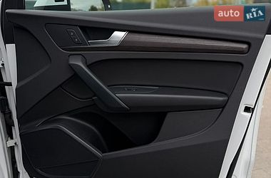 Позашляховик / Кросовер Audi Q5 2024 в Рівному