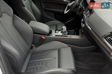Позашляховик / Кросовер Audi Q5 2024 в Рівному